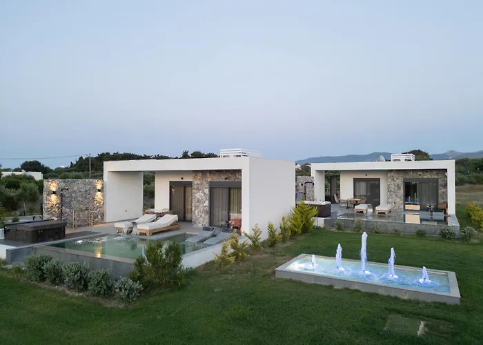 Aphrodite Luxury Villas & Suites-Private Heated Pool & Jacuzzi