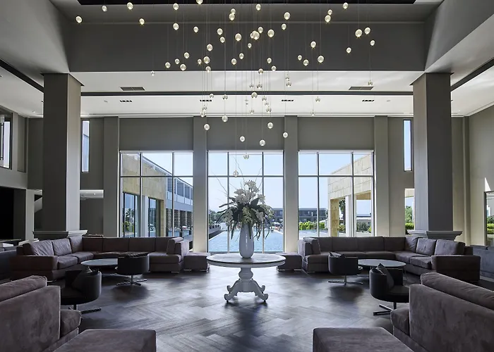 Pelagos Suites Hotel & Spa